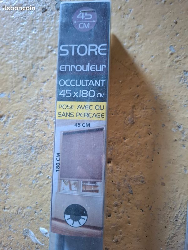 Stores enrouleur occultant (image 4)