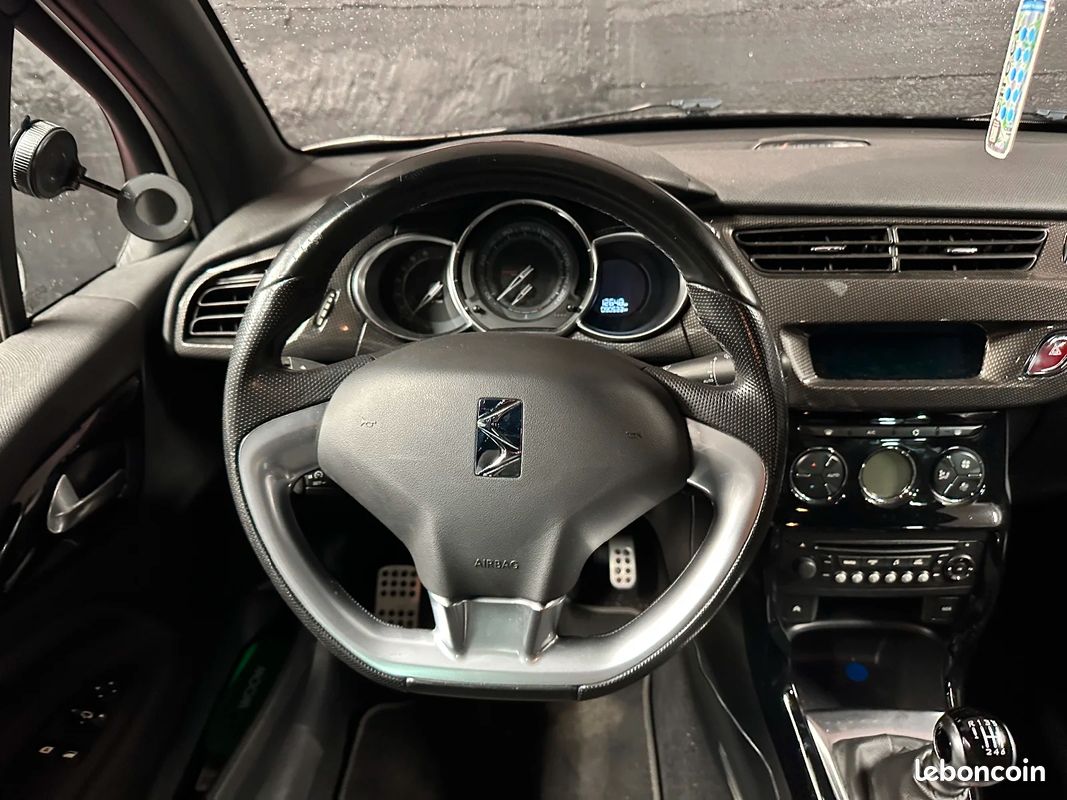 CITROEN DS3 THP 155 Sport Chic 7580 (image 12)