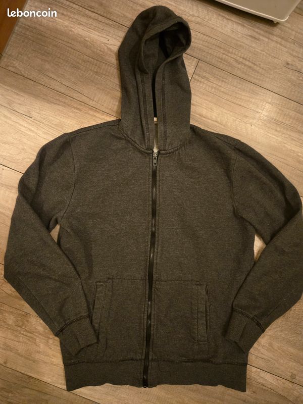 Gilet gris foncé H&M taille 158/164 cm 12/ 14 ans Vêtements