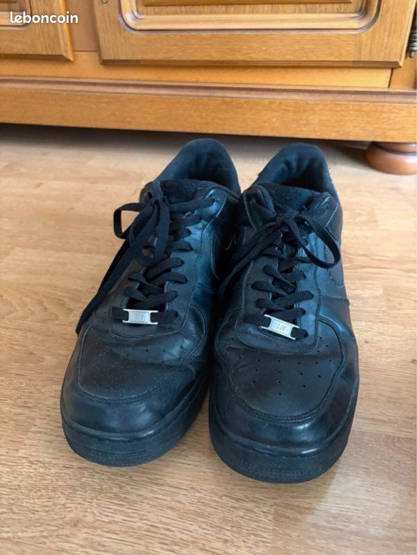 Air Force 1 noir (image 3)