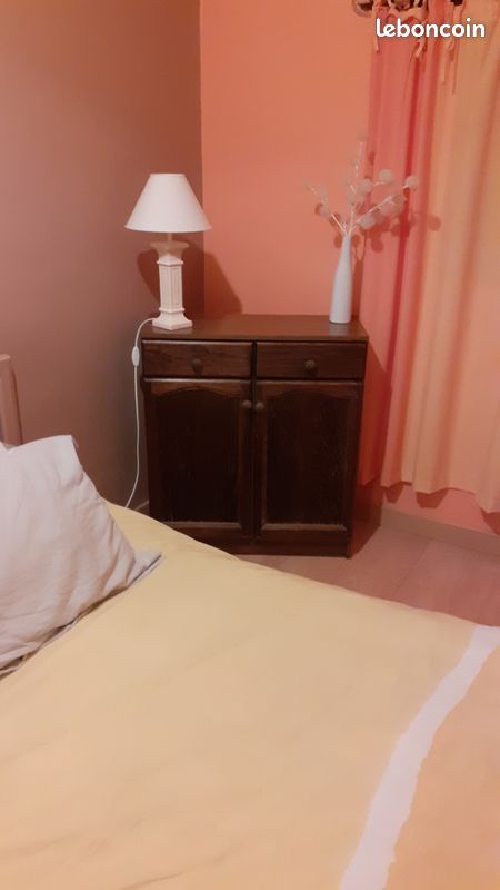 Petit meuble en BOIS (image 1)