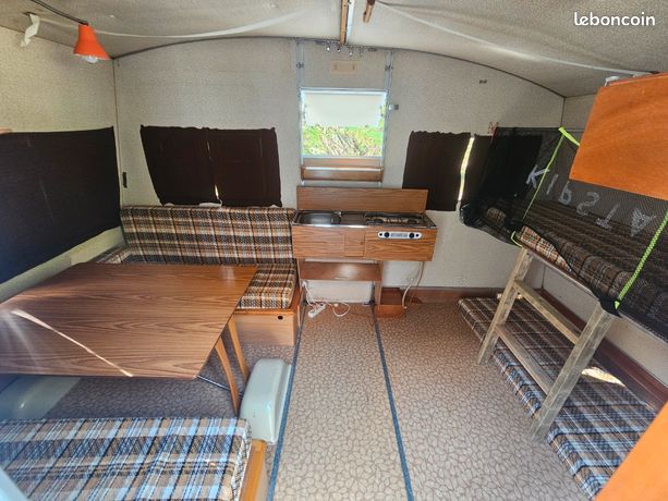 Interieur Caravane Pliante Rapido