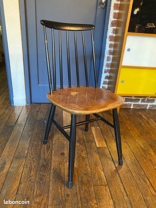 Chaise vintage en bois (image 2)
