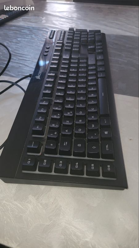 Clavier corsair gaming K55 RGB (image 2)