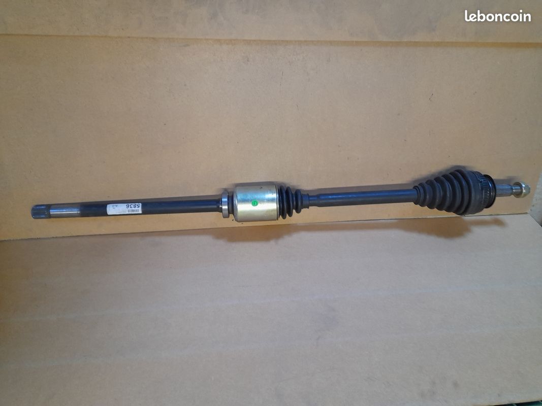 Cardan droit renault master II avec ABS CEVAM 5836 G3E - Équipement auto