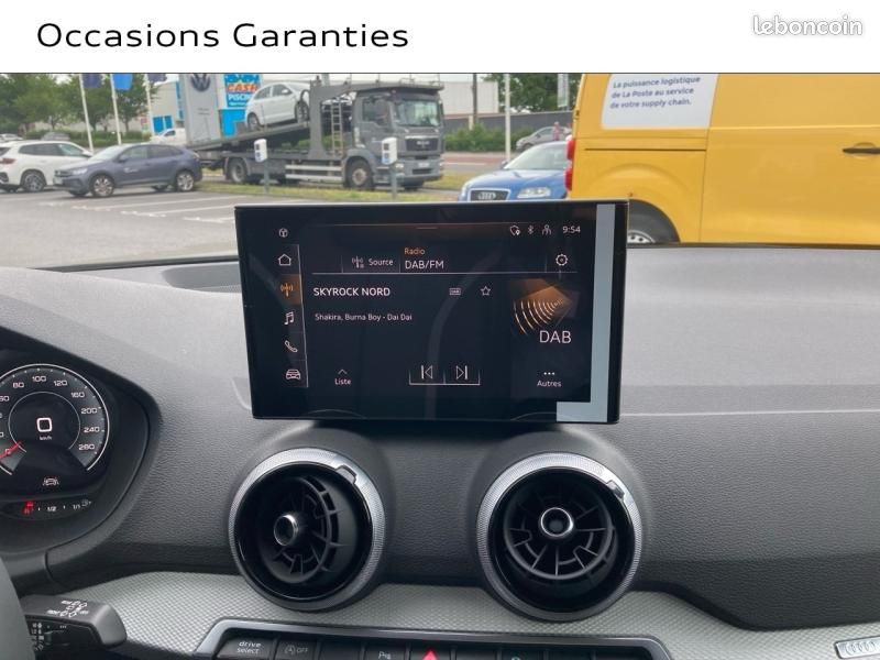 Audi Q2 35 TFSI 150ch Design S tronic 7 (image 32)