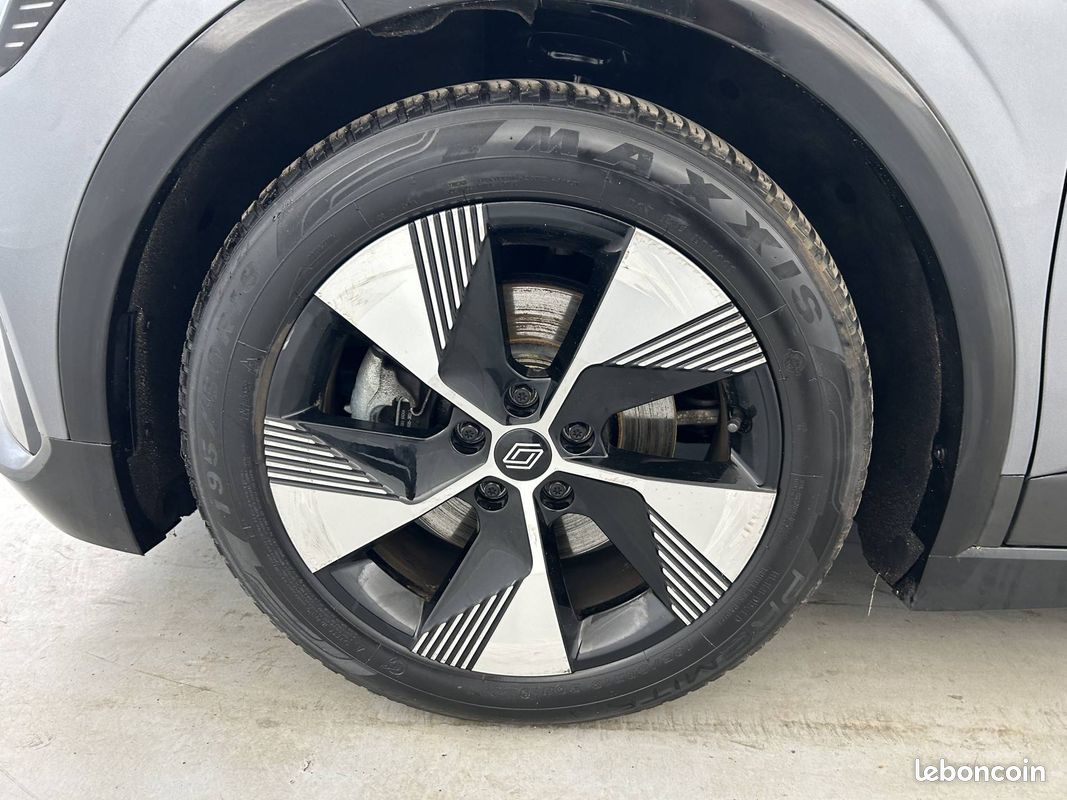 RENAULT Megane E-Tech EV60 220 ch super charge Equilibre (image 19)