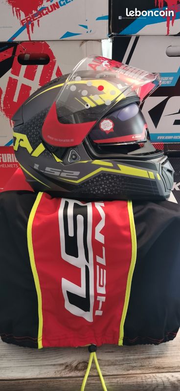 Casque intégral S Neuf (image 1)