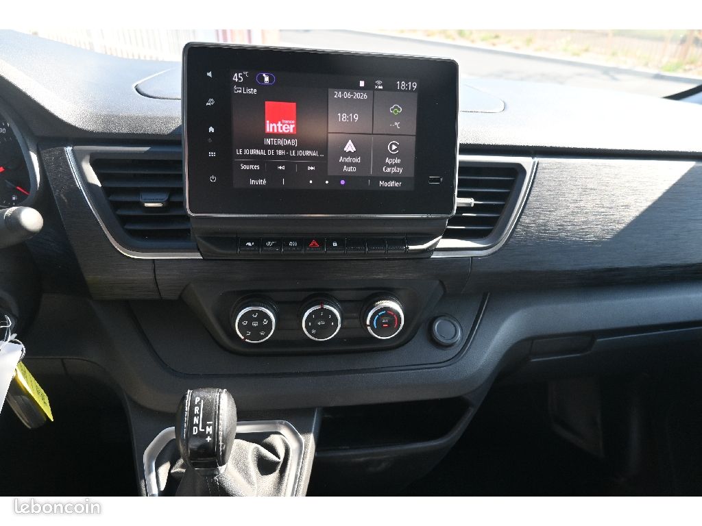 Renault Trafic FOURGON FGN EDC L2H1 3000 KG BLUE DCI 150 GRAND CONFORT (image 8)