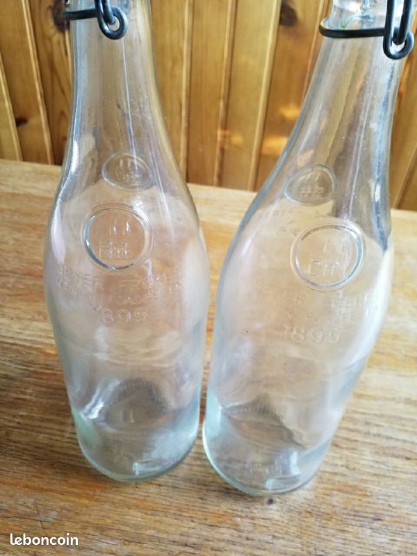 2 anciennes bouteilles à canettes ,1 litre ,
Geyer Frères.
Pas abîmées (image 4)