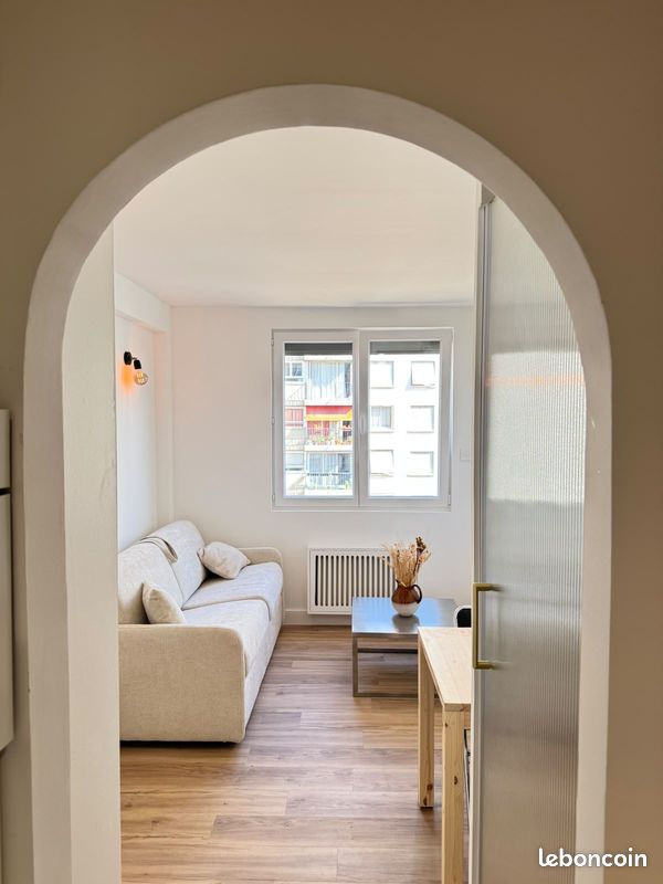 Appartement 1 pièce 13 m² · à Paris · 13 m² · 890 €/mois
