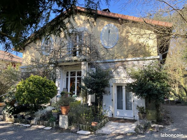 Maison 9 pièces 198 m²