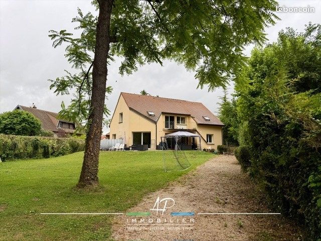 Maison 7 pièces 183 m² · à Clénay · 183 m² · 1 860 €