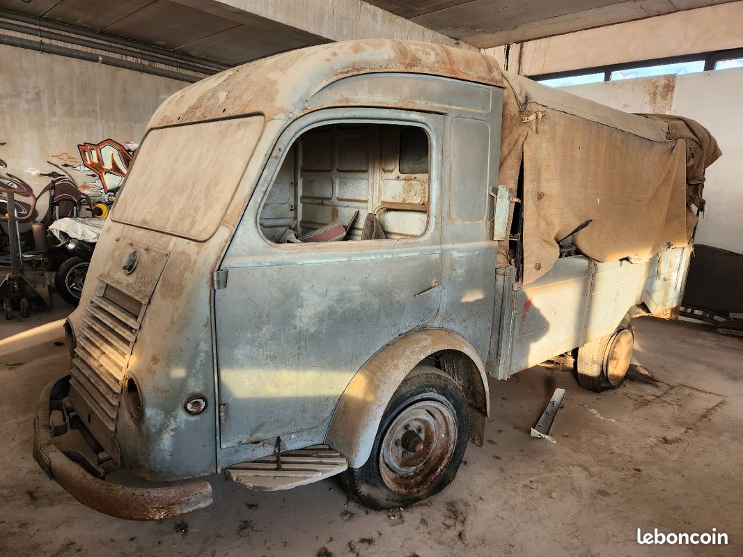 Camion goélette à restaurer de 1954 avec papiers (image 2)