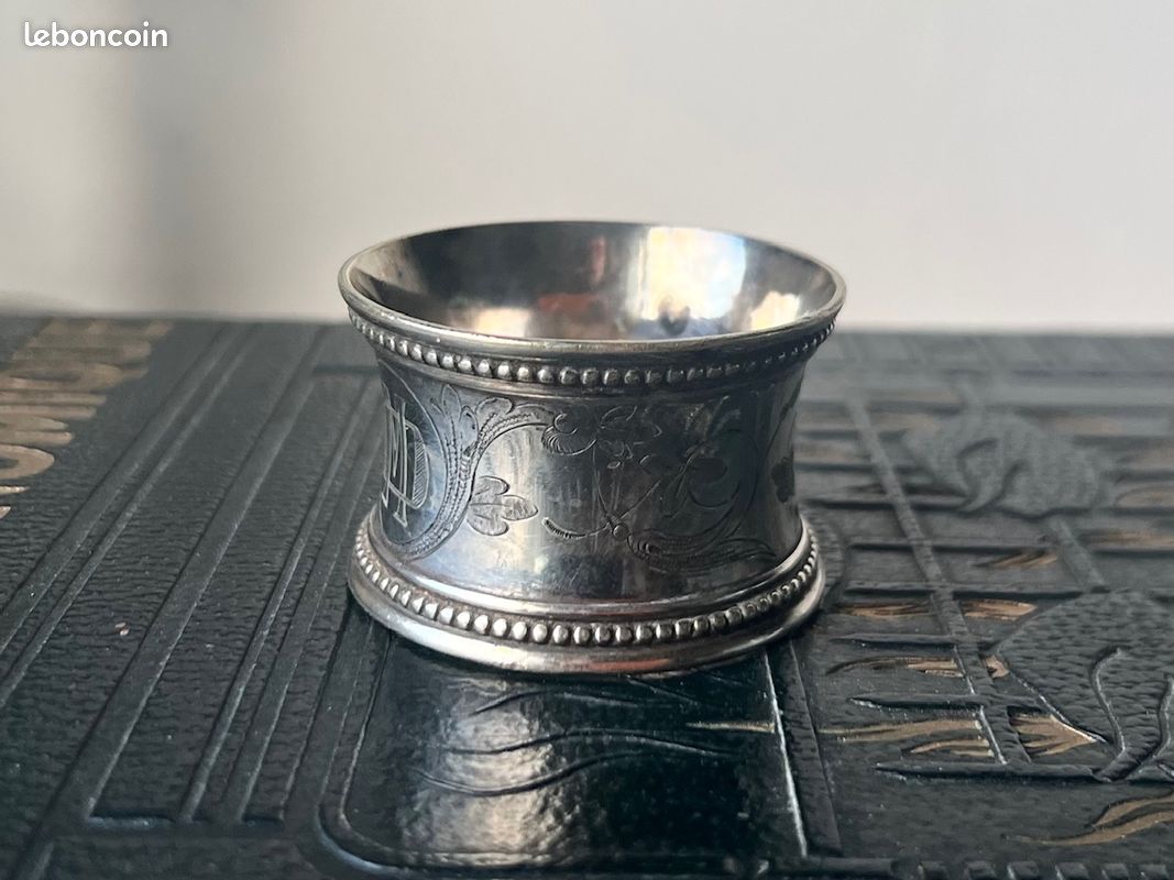 ANCIEN ROND DE Serviette En Argent Massif Époque Art Déco. EUR 40,00 - FR