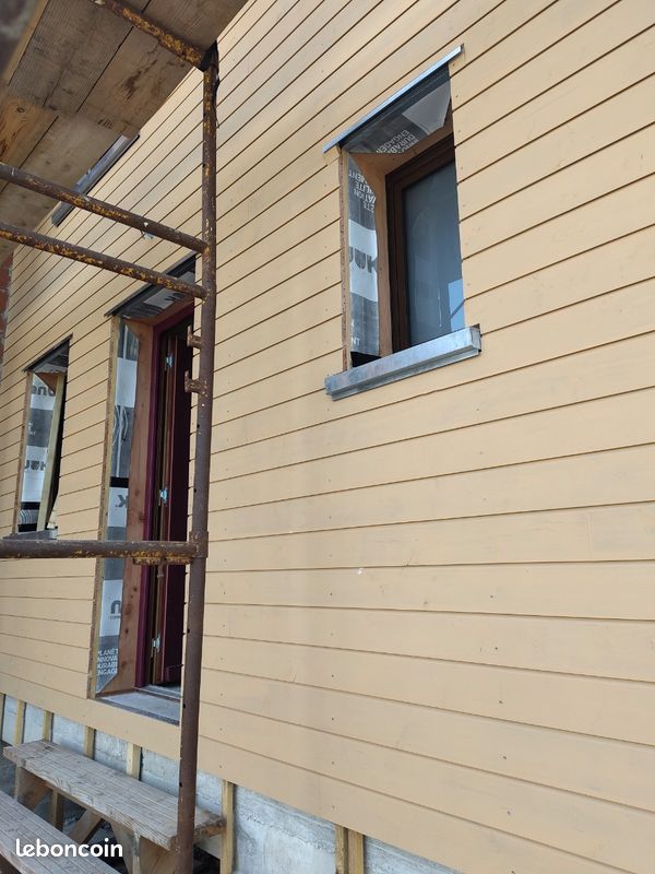 Peinture à bois type suédoise (image 1)