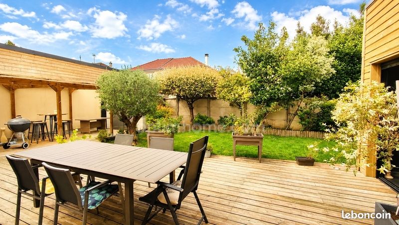 Maison 5 pièces 180 m² · à Saint-Quentin · 180 m² · 364 500 €