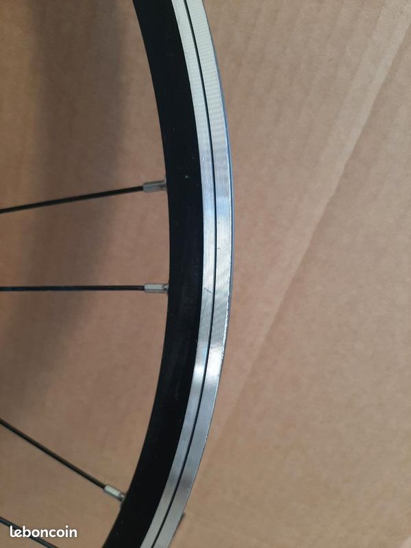 Paire De Roues RIGIDA 700c – Clincher – 13x622 – Fabriquées En France – D2