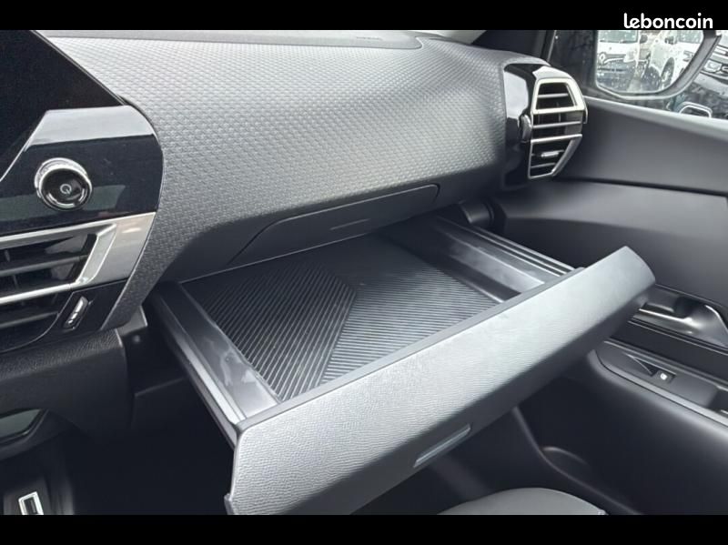 Citroen C4 1.5 BlueHDi 130ch S&S MAX Automatique (image 13)