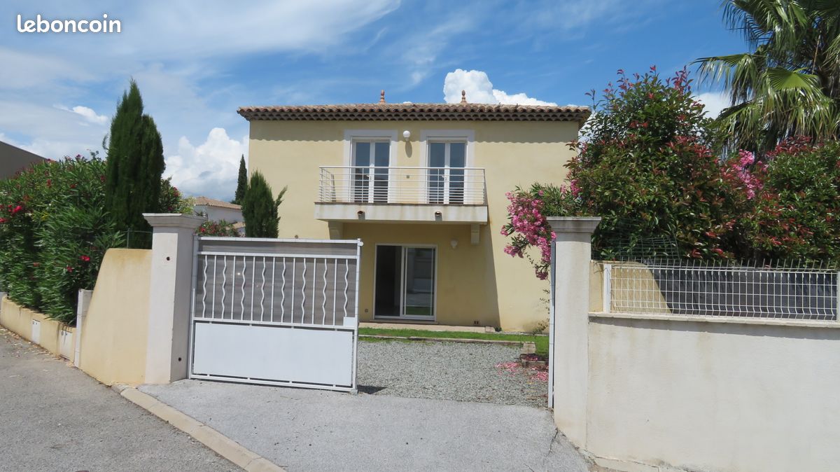 Maison 5 pièces 113 m² · à Fréjus · 113 m² · 2 040 €