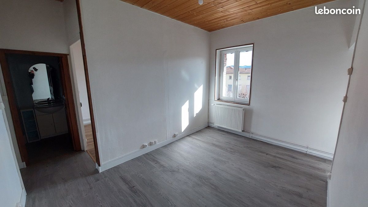 Appartement 3 pièces 55 m² · à Sainte-Foy-l'Argentière · 55 m² · 490 €/mois