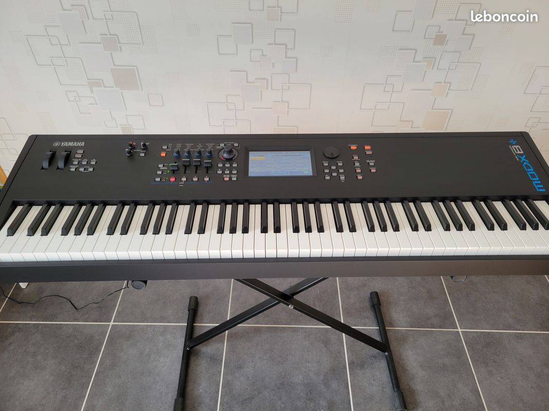 Clavier Yamaha MODX8+ (image 1)