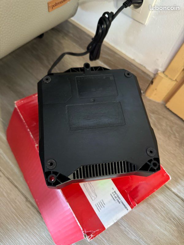Chargeur HILTI Nuron C6-22 230V neuf, + transmetteur Bluetooth, d’occasion en très bon état, en parfaite état de fonctionnement Prix 130 envoi possible (image 5)