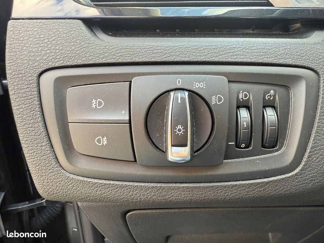 BMW X1 F48 xDrive 18d 150 ch BVA8 Lounge (image 25)