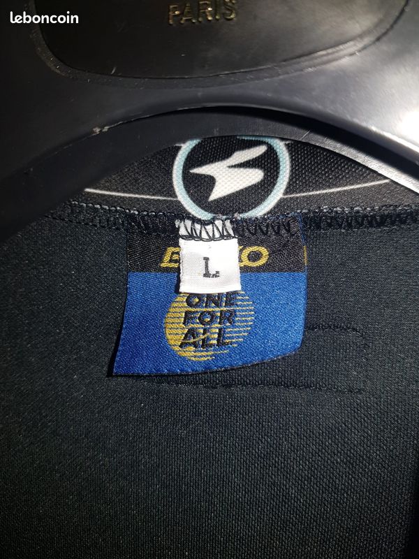 Maillot cycliste et cuissard court (image 3)