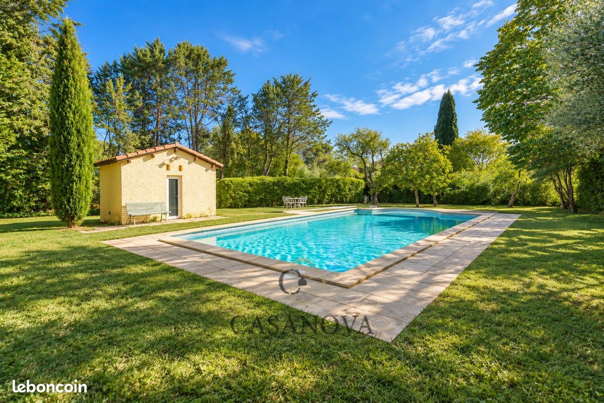 Terrain 949 m² GRABELS · 329 000 €