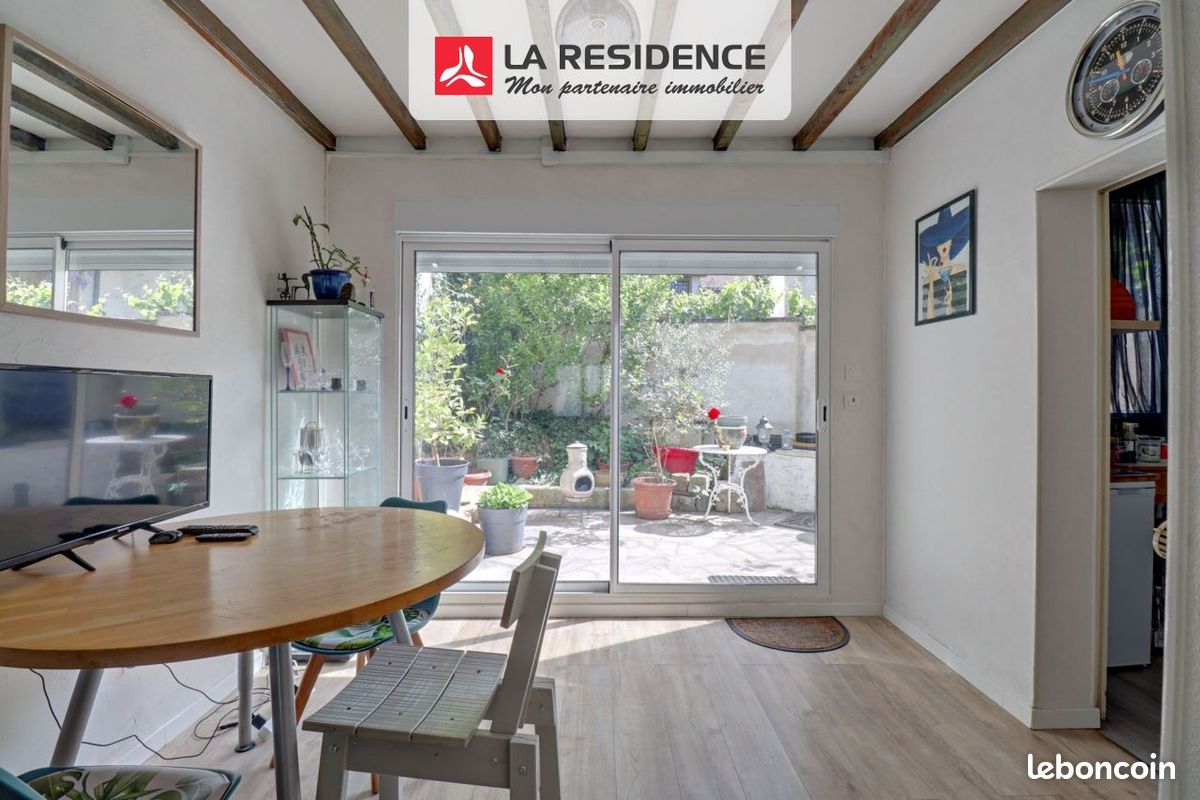 Maison 5 pièces 92 m² · à Neauphle-le-Château · 92 m² · 318 000 €