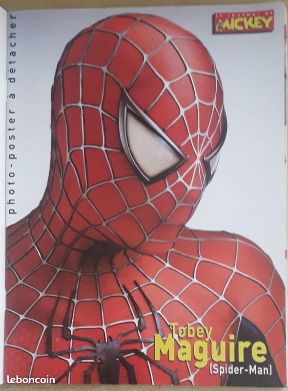 Le Journal de Mickey n°2717 - Tobey Maguire (Spider-Man) : Photo-Poster / 24 Heures sur le Charles-de-Gaulle (13/07/2004) (image 2)