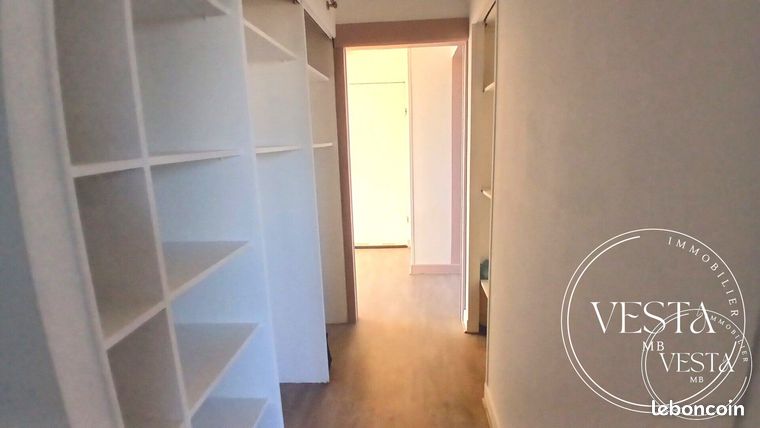 Appartement 3 pièces 69 m² — 8