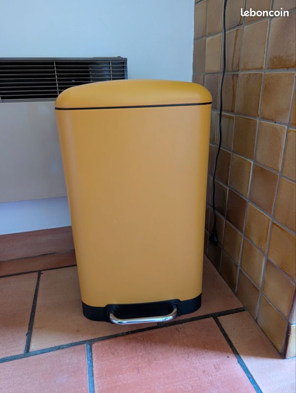 Poubelle cuisine jaune 50 l (image 1)