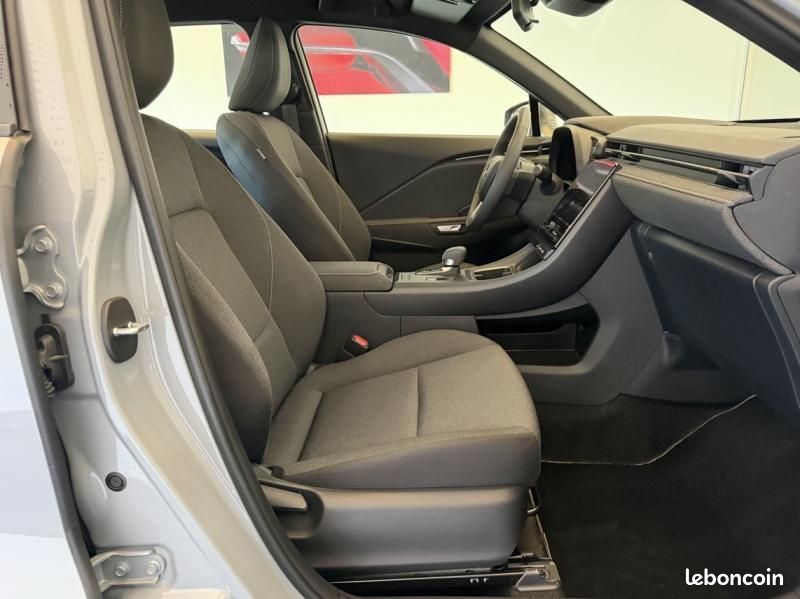 Lexus LBX 1.5 136ch 2WD (image 11)