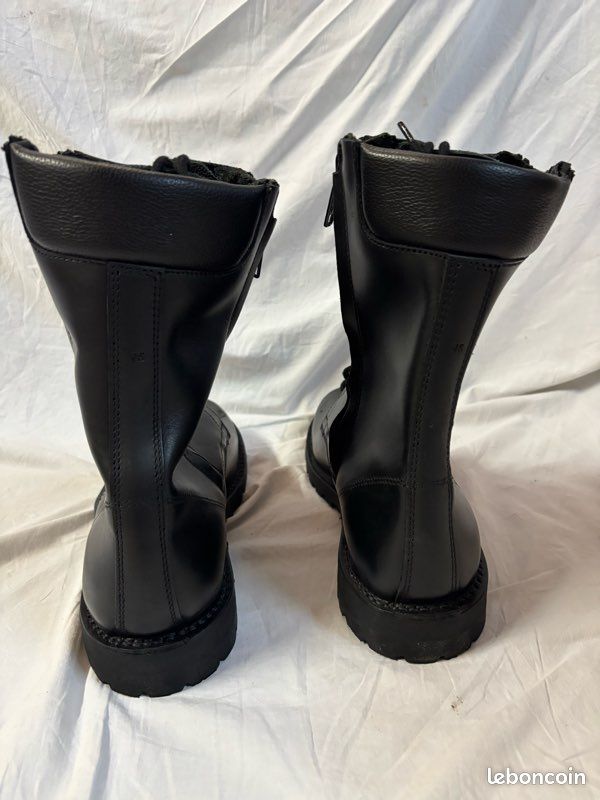 Rangers Boche R22P cuir noir taille 45 - NEUVES (image 4)