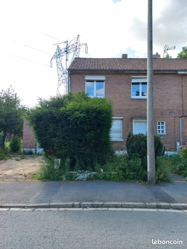Maison 77 m² · à Fouquières-lès-Lens · 77 m² · 90 000 €