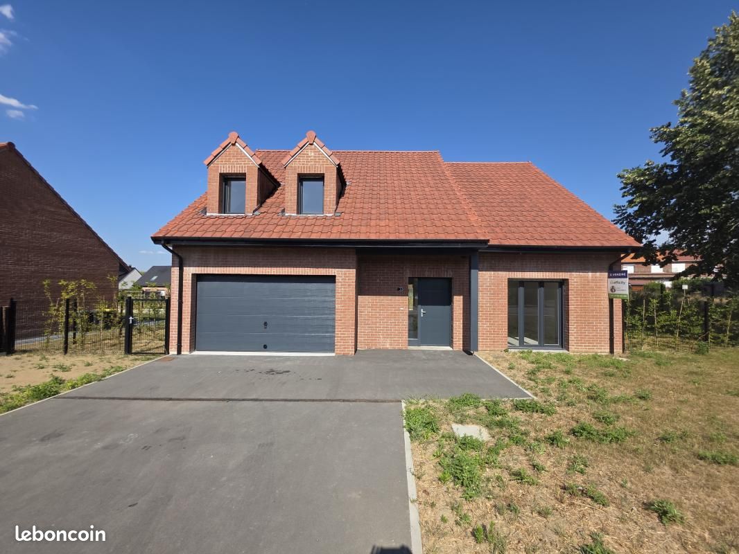 Maison 7 pièces 170 m² · à Genech · 170 m² · 549 000 €