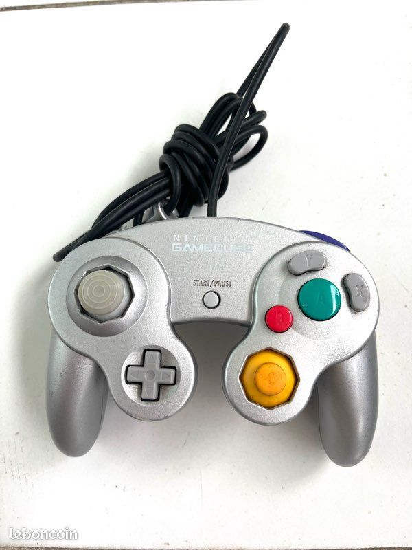 Manette officielle Nintendo Game cube (image 1)
