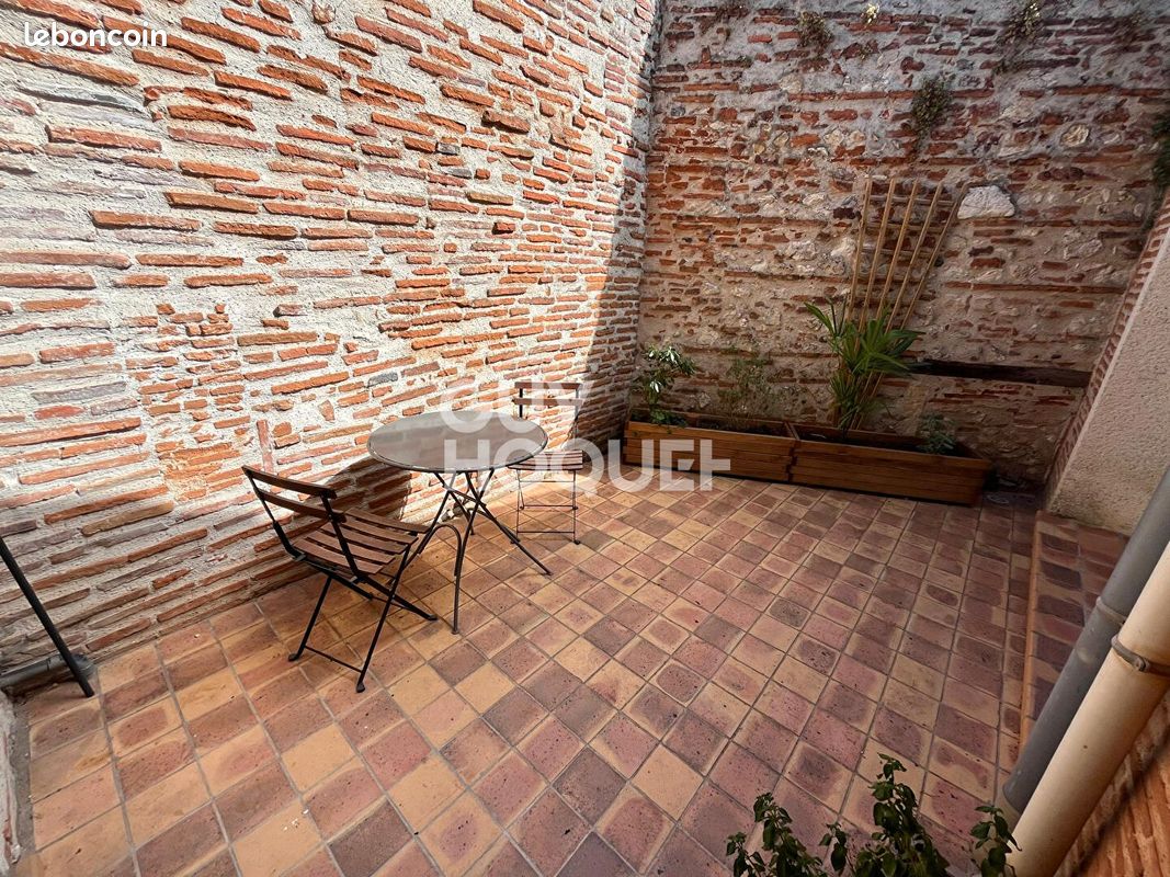 Appartement 5 pièces 151 m² · à Agen · 151 m² · 1 100 €/mois