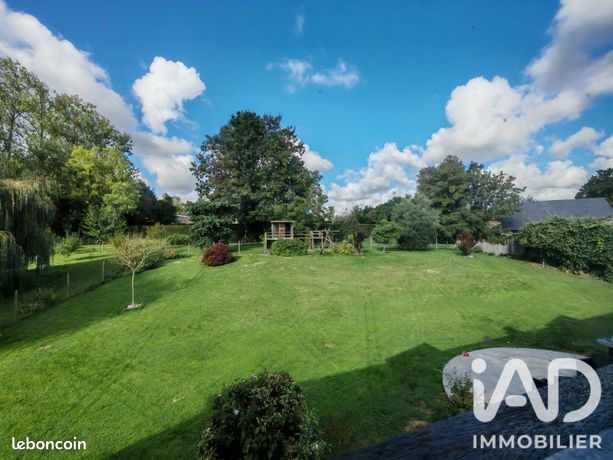 Maison familiale 8 pièces 251 m²