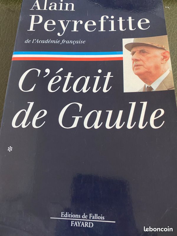 Livre sur Charle de Gaulle (image 1)