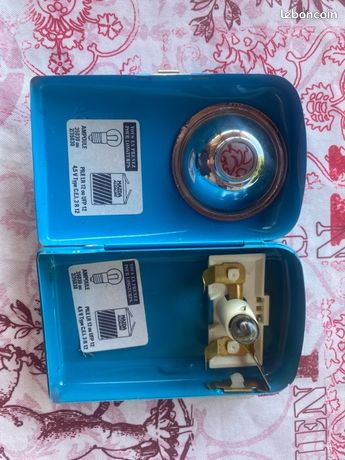 4 Lampes De Poche Vintage MAZDA En Tôle (bleu, Vert, Rose) – Non Testées