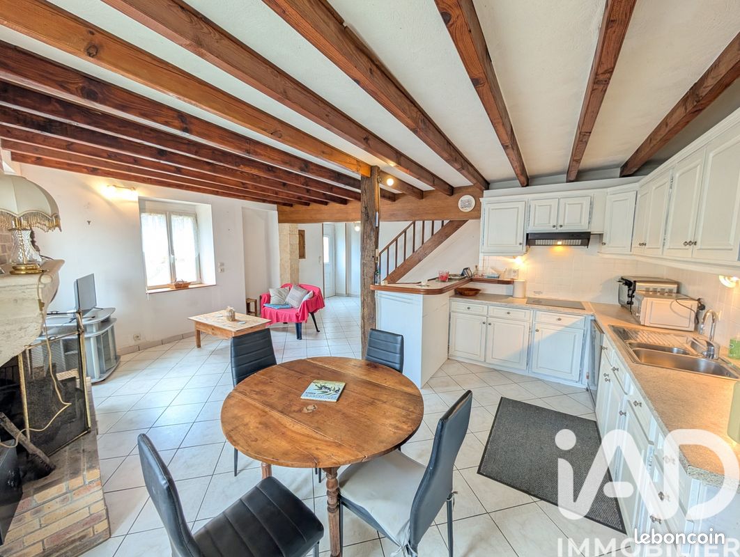 Maison 6 pièces 147 m² · à Nérignac · 147 m² · 97 000 €