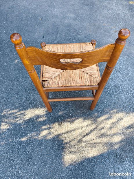 Chaise en bois (image 6)