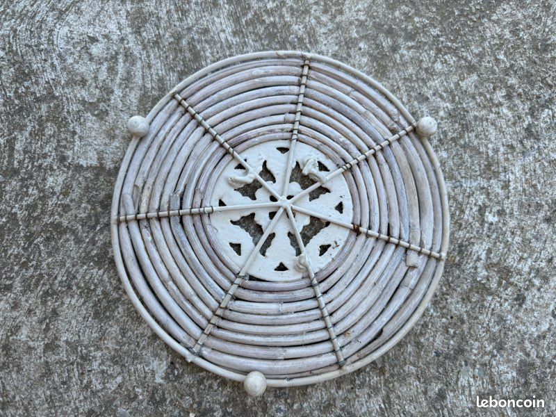 Dessous de plat (image 1)