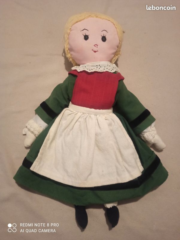 Le Musée de la Poupée : Collecton permanente : Bécassne | Hoodes