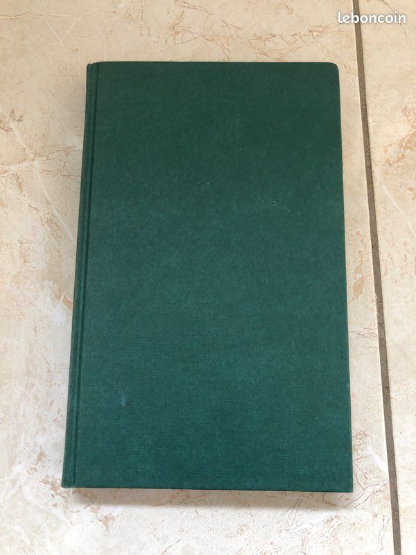 Livre "Seuls dans la tourmente" (image 1)