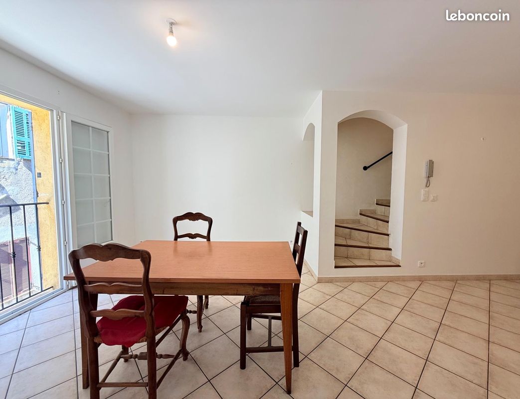 Maison 5 pièces 130 m² · à Collobrières · 130 m² · 250 000 €