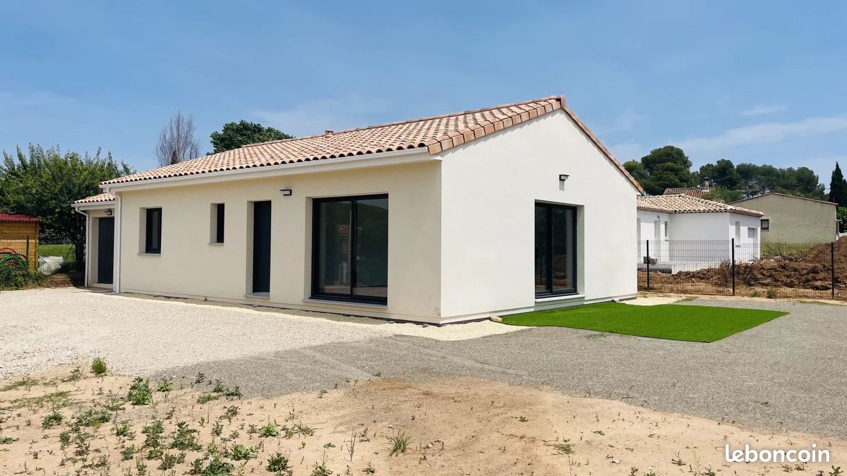 Maison 4 pièces 94 m² · à Pourrières · 94 m² · 1 650 €